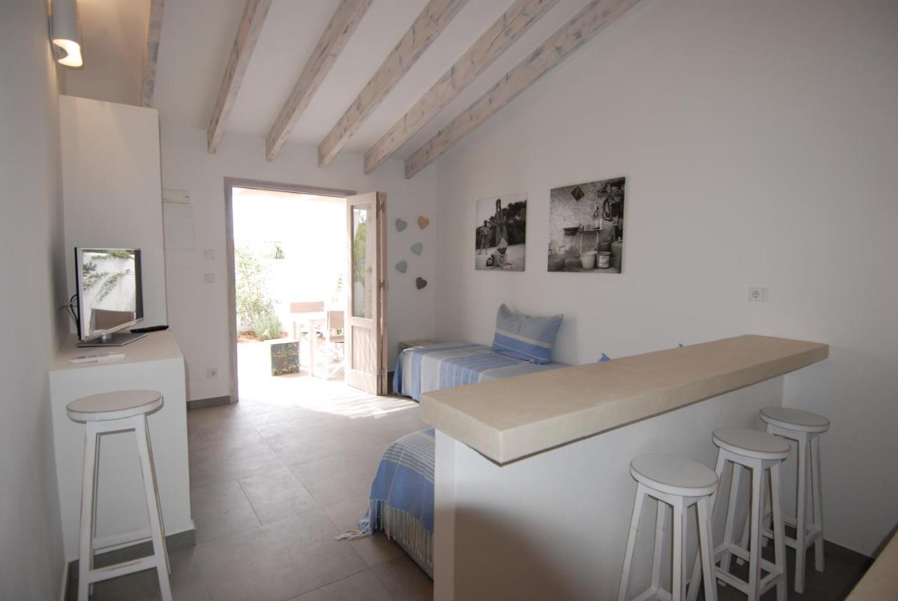 La Hacienda Aparthotel Sant Ferran de Ses Roques Buitenkant foto