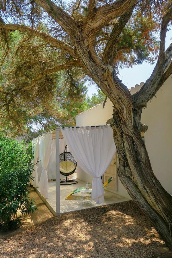 La Hacienda Aparthotel Sant Ferran de Ses Roques Buitenkant foto